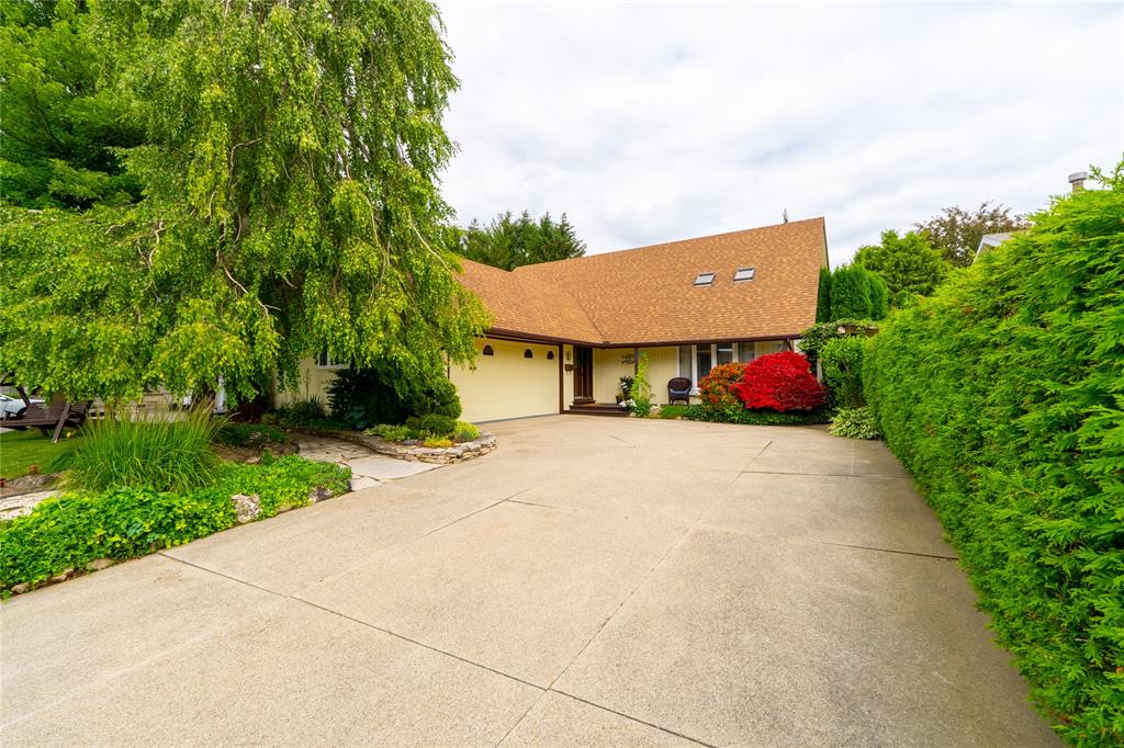 MLS# 26014728: 33 Wilson Street, Wallaceburg, Canada