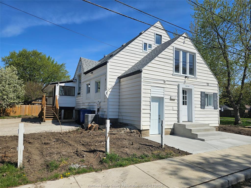 MLS# 26014841: 3216 MANCHESTER Road Unit# 2, Windsor, Canada