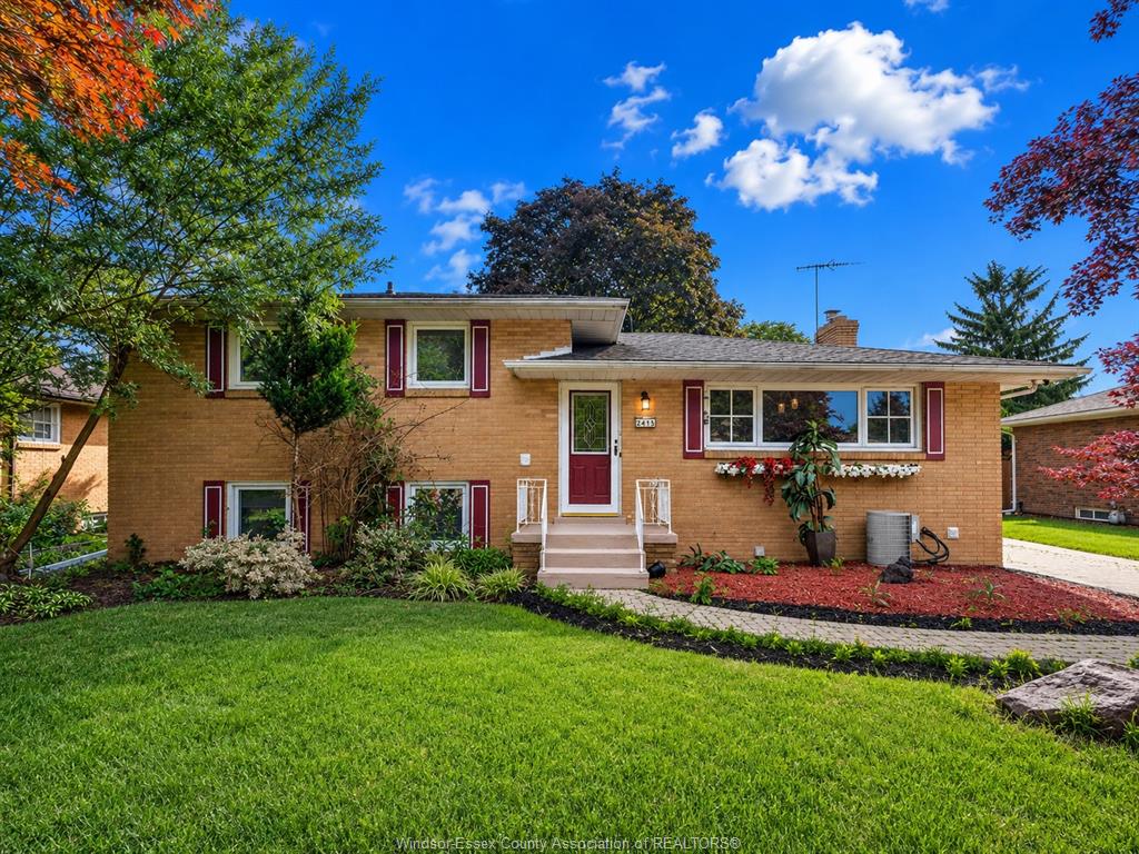 MLS# 26014857: 2445 EVERTS, Windsor, Canada