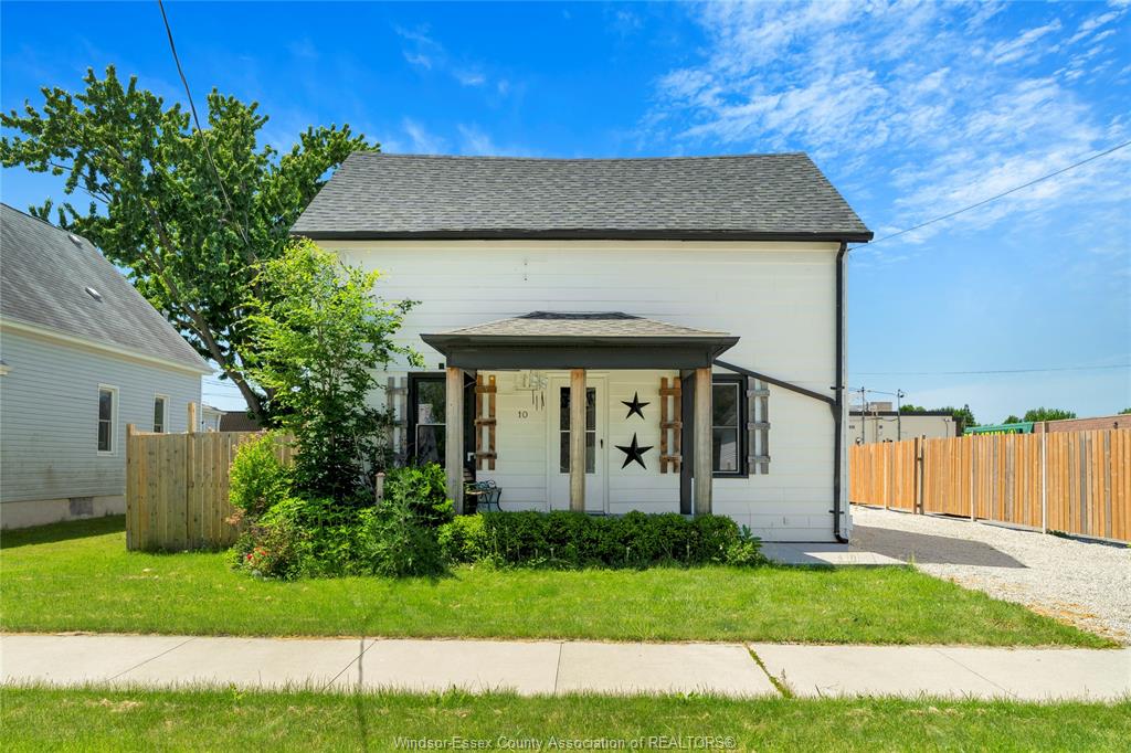 MLS# 26014955: 10 CATHCART, Tilbury, Canada