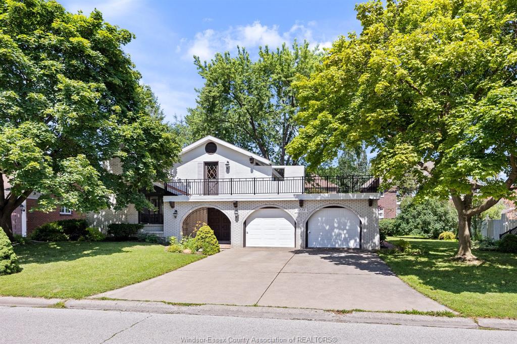 MLS# 26015020: 3770 HUNTINGTON, Windsor, Canada