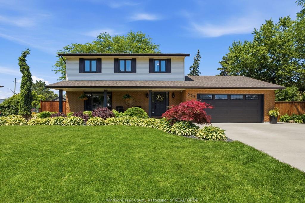 MLS# 26015027: 535 HARBOURNE Crescent, Tecumseh, Canada