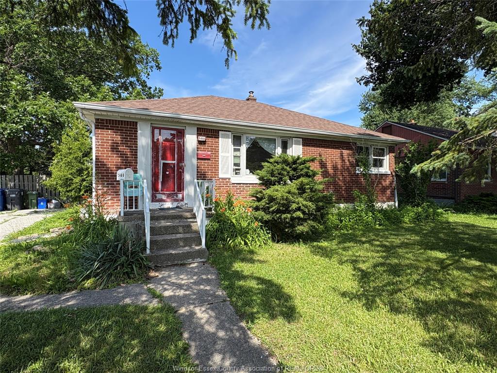 MLS# 26015036: 3400 DOMINION  Unit# main floor, Windsor, Canada