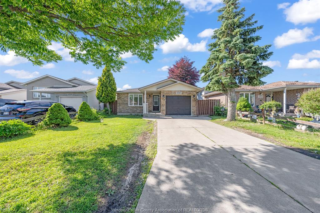 MLS# 26015060: 1541 FOSTER, Windsor, Canada
