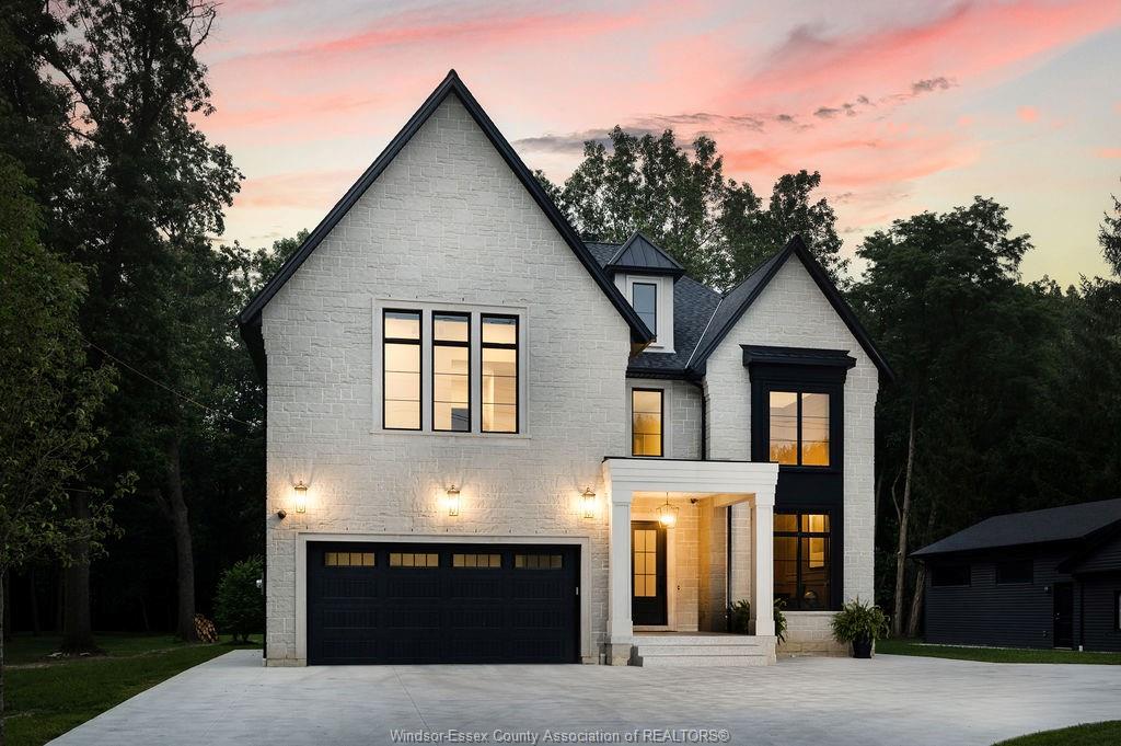 MLS# 26015096: 2490 TODD Lane, LaSalle, Canada