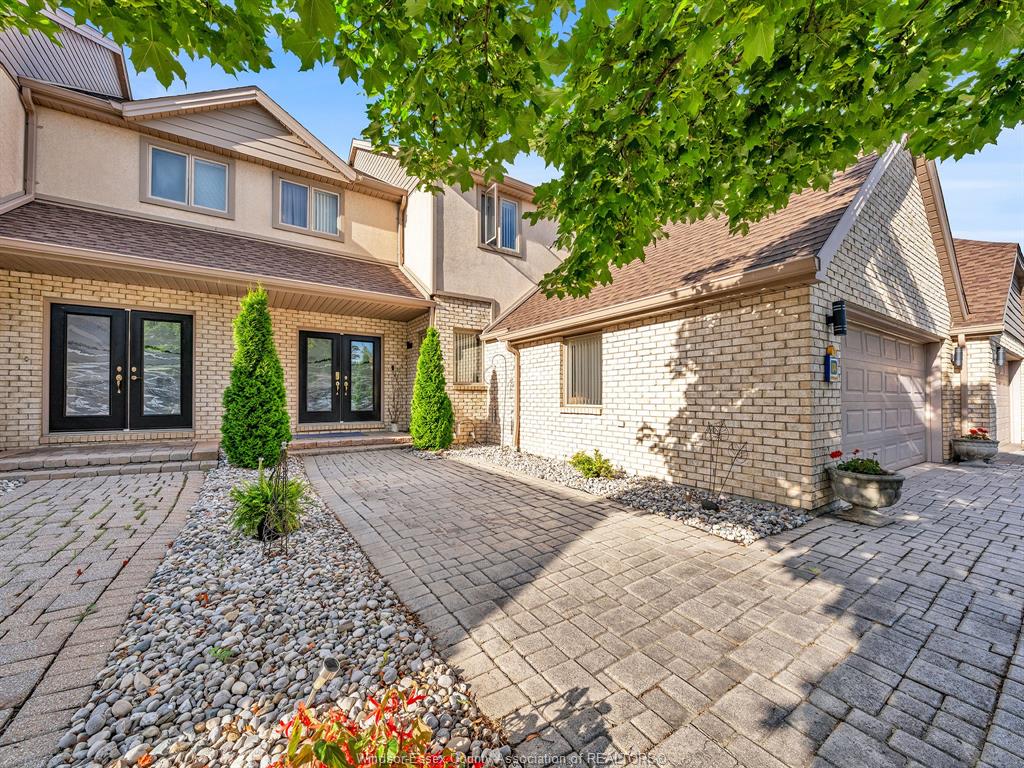 MLS# 26015138: 174 CRYSTAL HARBOUR, LaSalle, Canada