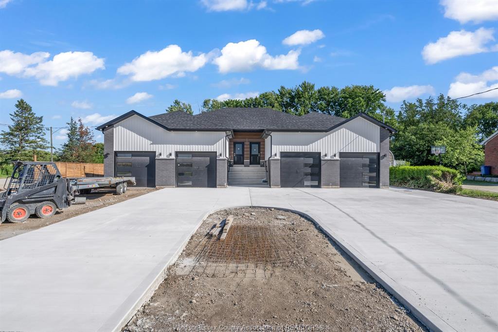 MLS# 26015151: 1035 CROYDON  Unit# UPPER, LaSalle, Canada