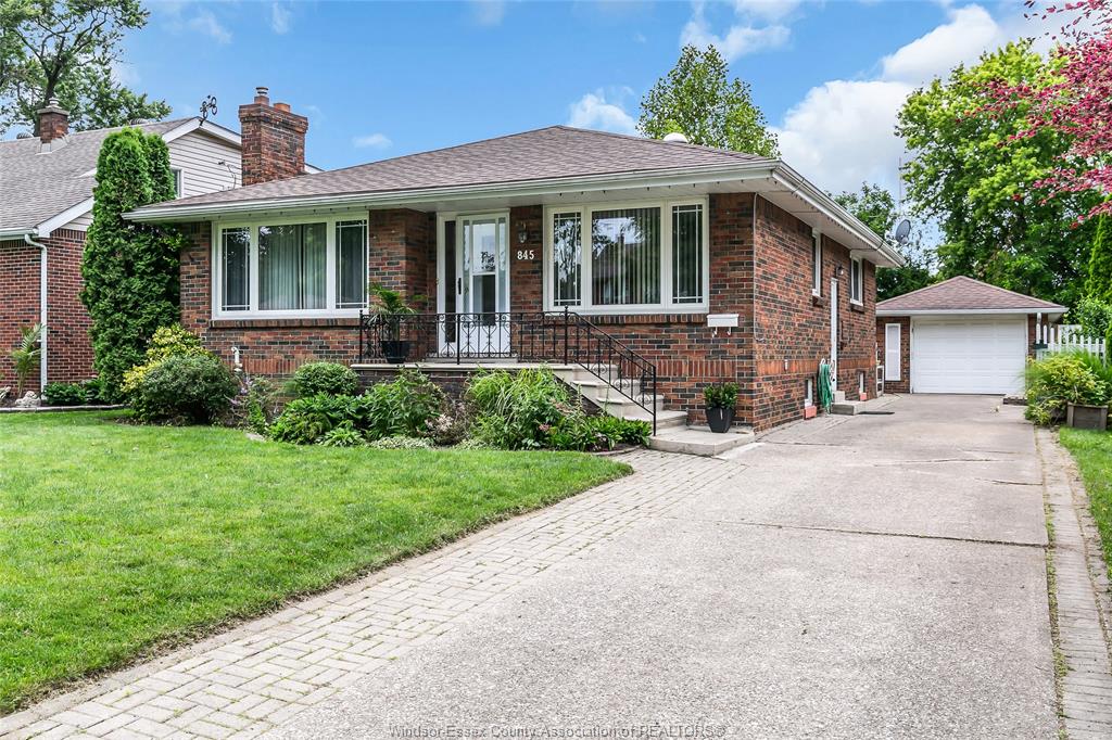 MLS# 26015213: 845 ROSSINI Boulevard, Windsor, Canada