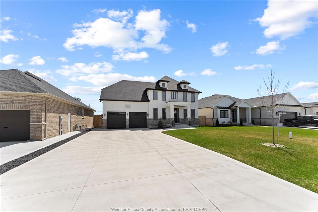 MLS# 26015255: 14 DUNDEE Drive, Chatham, Canada