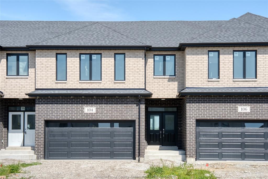 MLS# 26015285: 104 EAGLE Street, Leamington, Canada