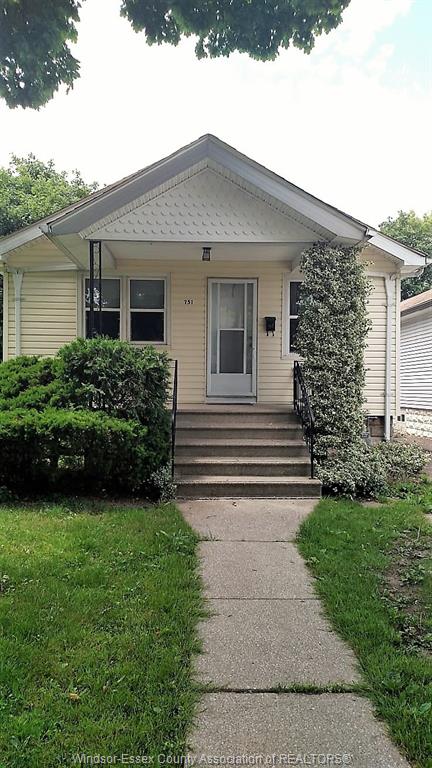 MLS# 26015327: 751 RANDOLPH, Windsor, Canada