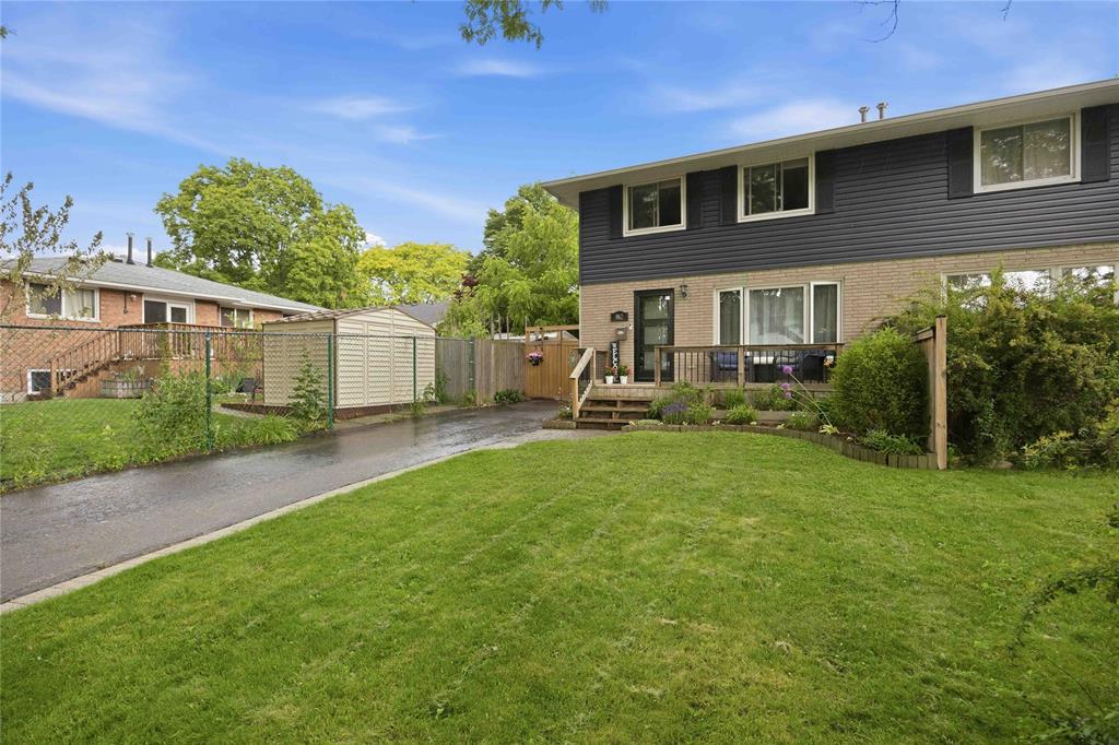 MLS# 26015287: 862 Montrose Street, Sarnia, Canada