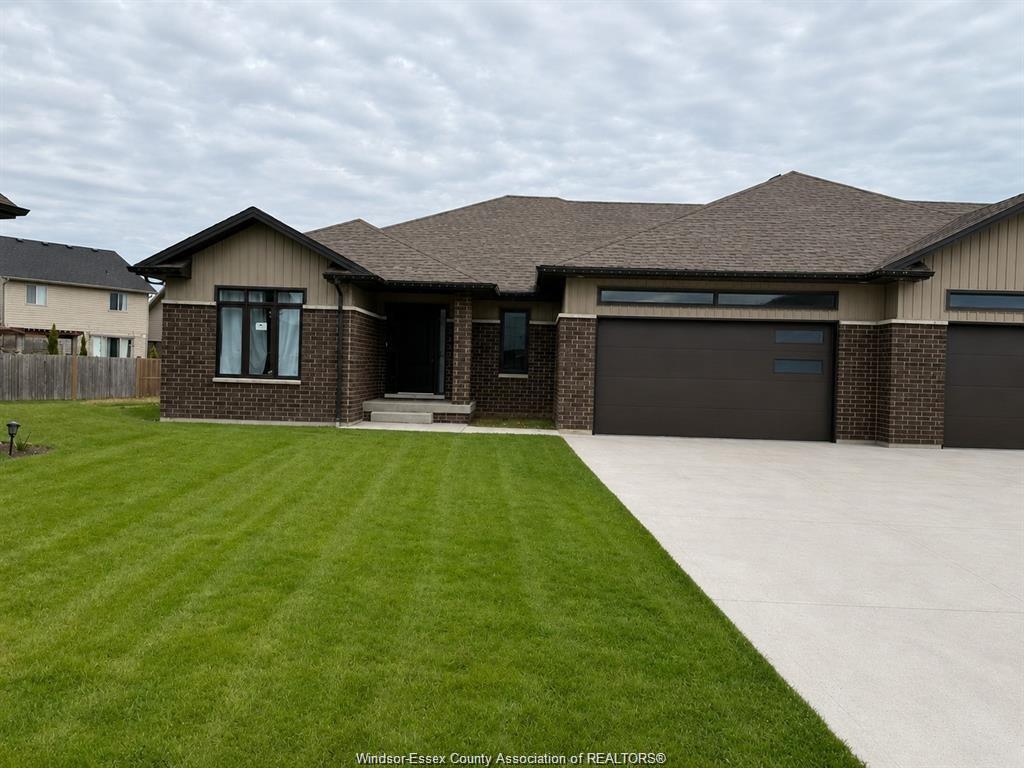 MLS# 26015359: 85 BORDEAUX Place, Chatham, Canada