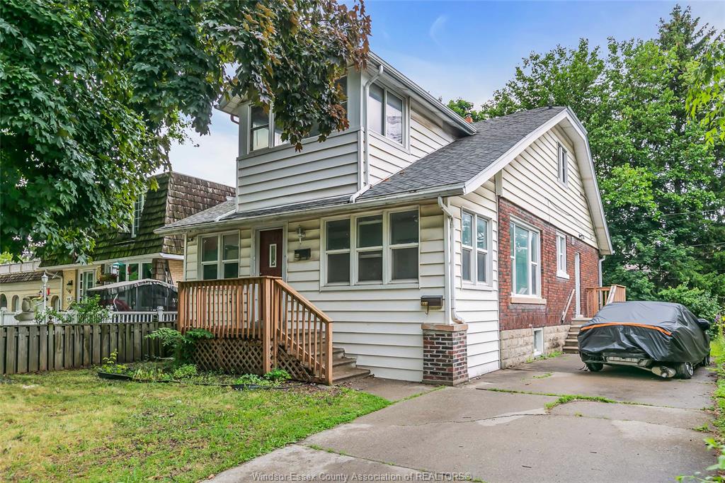 MLS# 26015369: 444 DETROIT, Windsor, Canada