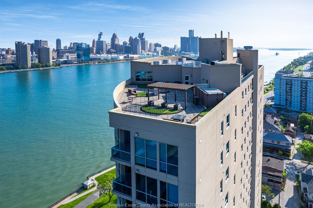 MLS# 26015364: 1225 Riverside Drive Unit# 202, Windsor, Canada