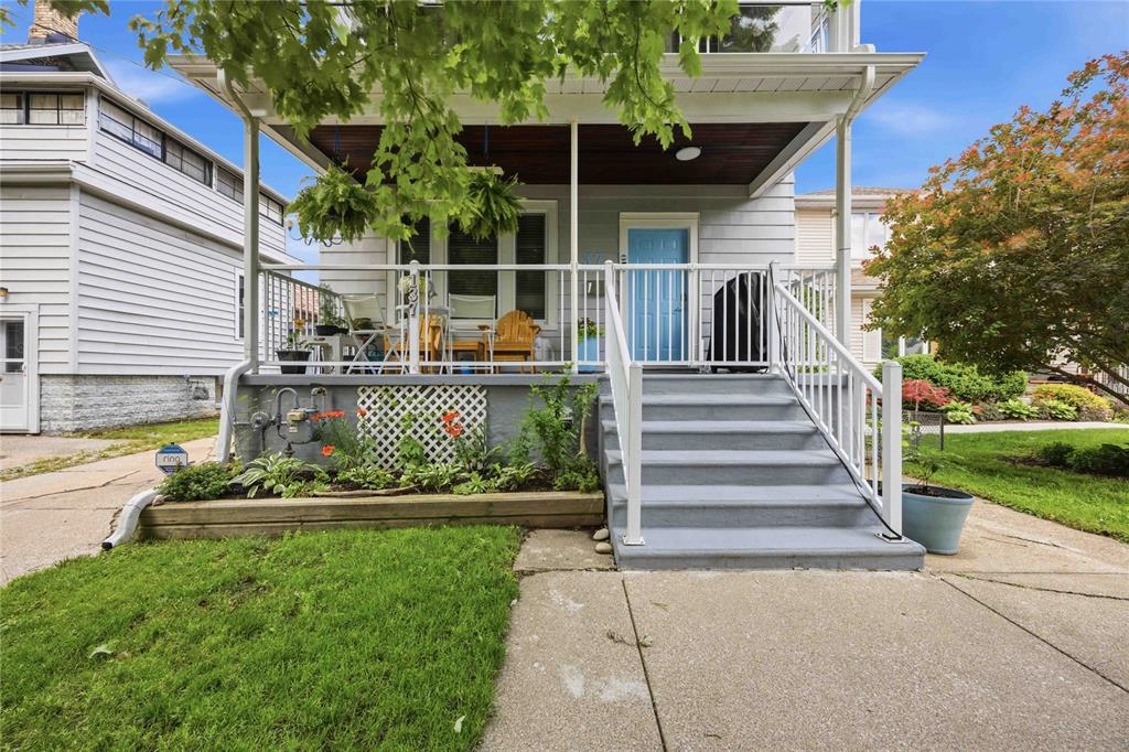 MLS# 26014104: 137 Euphemia Street, Sarnia, Canada