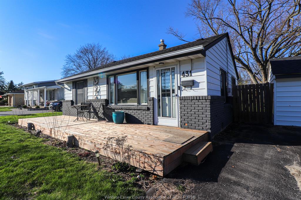 MLS# 26015550: 431 MAPLE, LaSalle, Canada