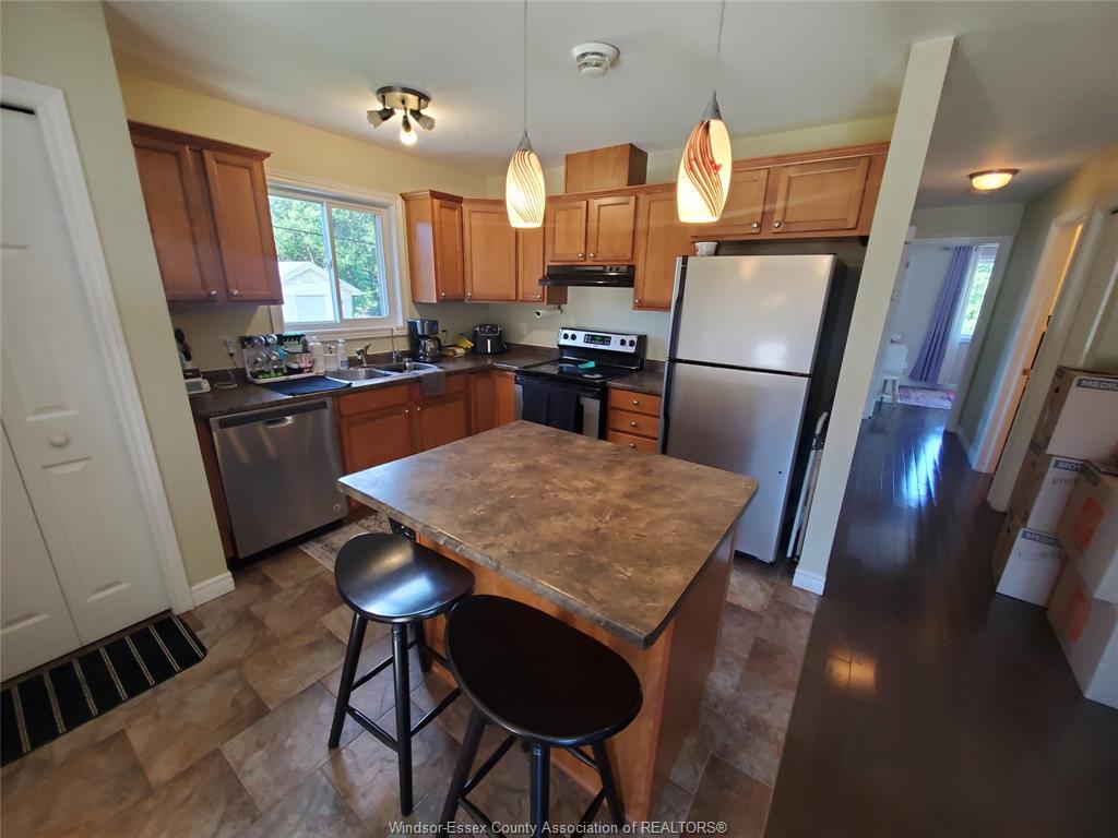 MLS# 26015668: 1710 NORTHWAY, Windsor, Canada