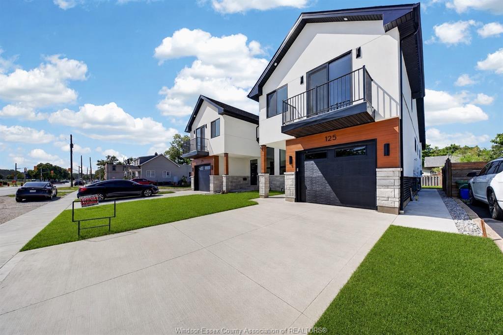 MLS# 26015749: 115 LAURIER Drive, LaSalle, Canada