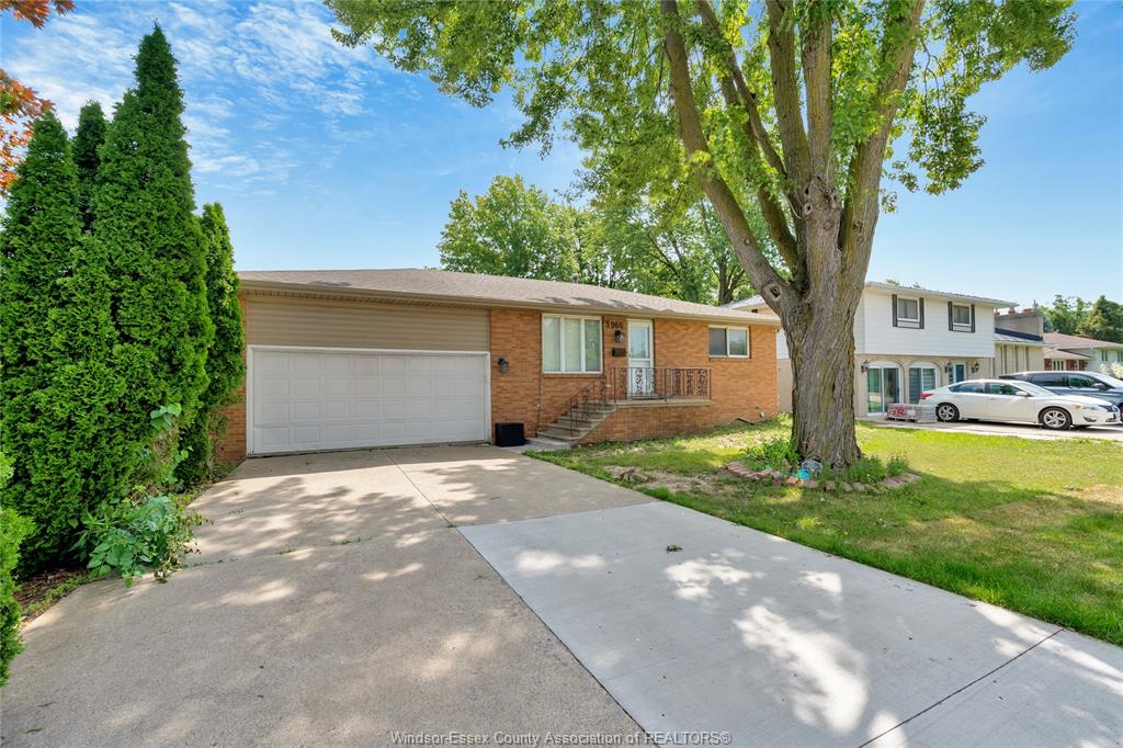 MLS# 26015763: 3966 BYNG  Unit# LOWER, Windsor, Canada