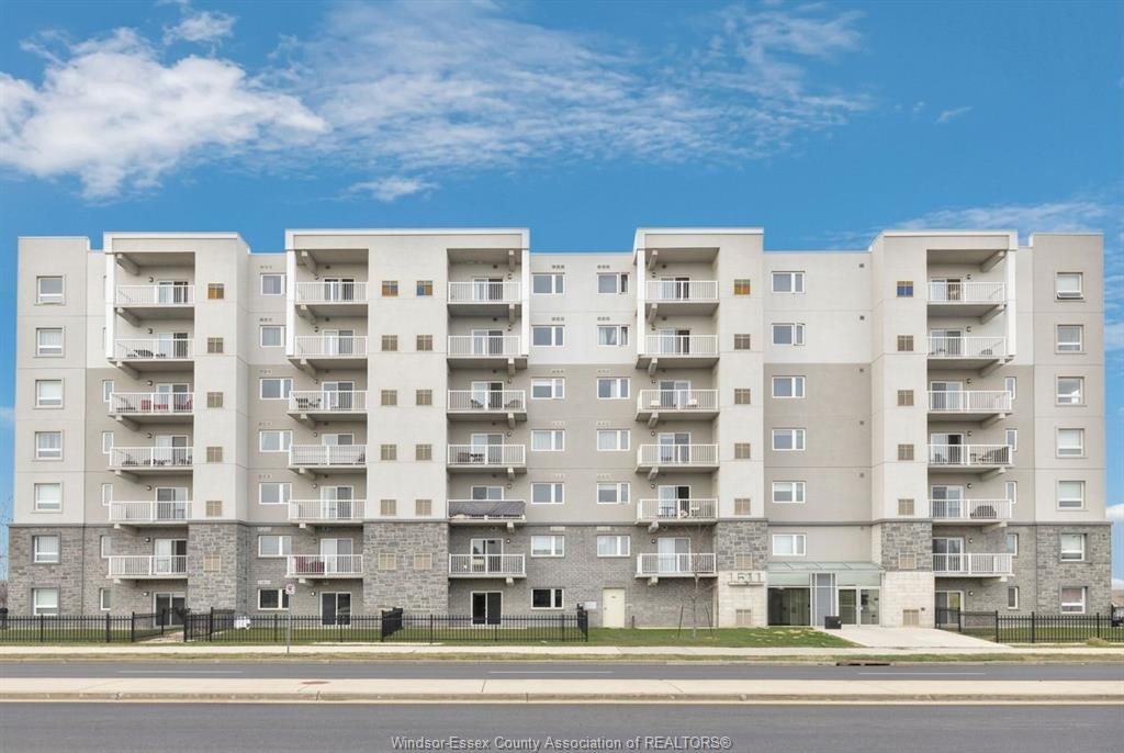 MLS# 26015768: 1611 BANWELL Road Unit# 120, Windsor, Canada