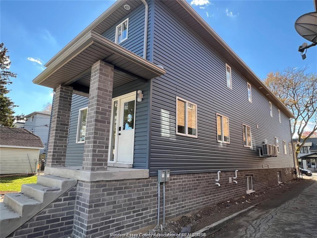 MLS# 26016175: 348 CAMPBELL Avenue Unit# B-lower, Windsor, Canada