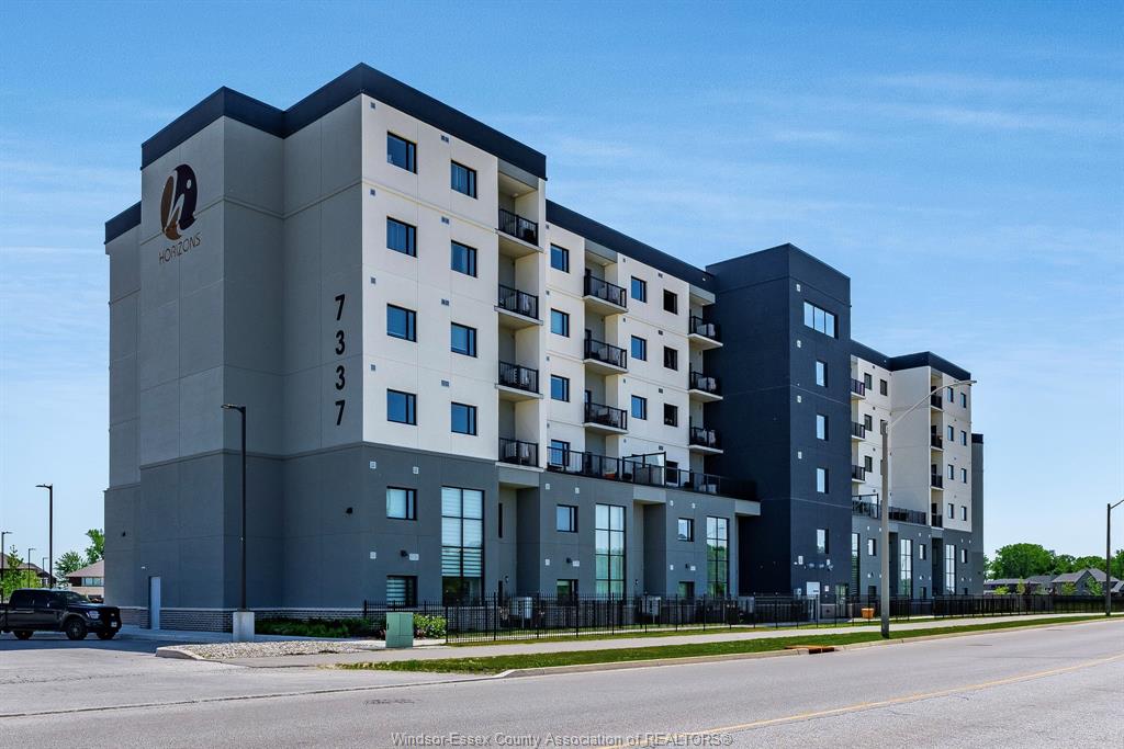 MLS# 26016244: 7337 Meo Boulevard Unit# 420, LaSalle, Canada