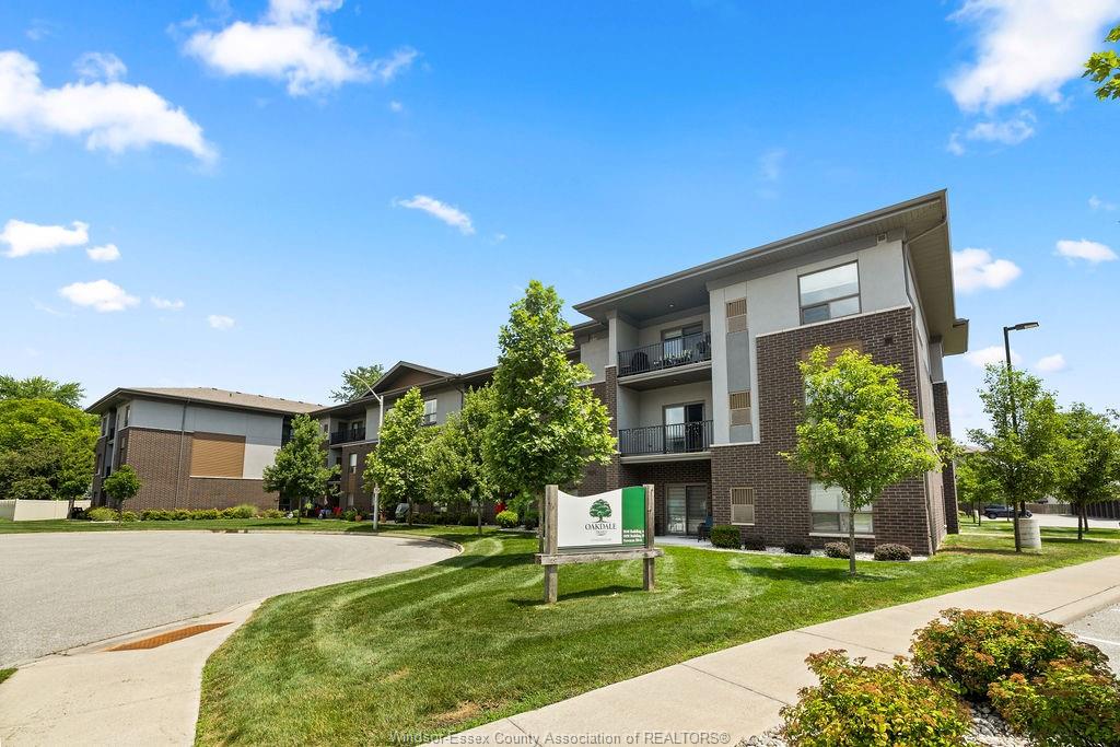 MLS# 26016486: 5840 NEWMAN  Unit# 203, LaSalle, Canada