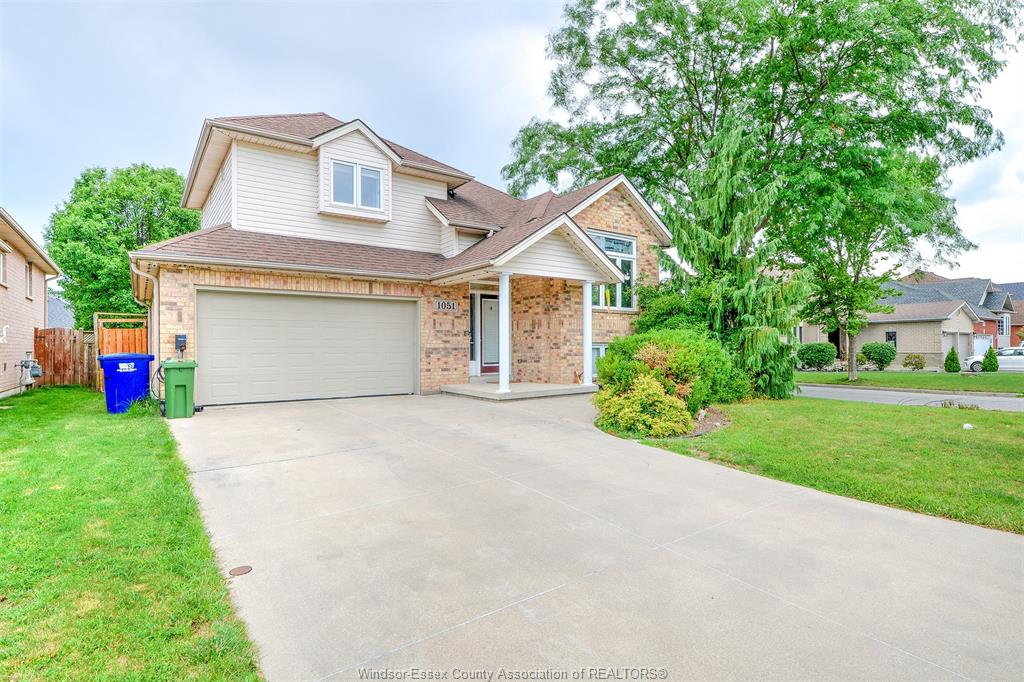 MLS# 26016552: 1051 CORA GREENWOOD, Windsor, Canada