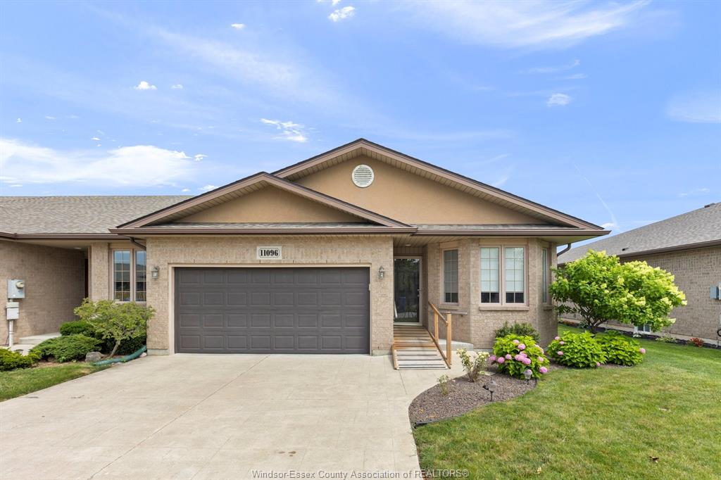 MLS# 26016764: 11096 STURGEON Street, Windsor, Canada
