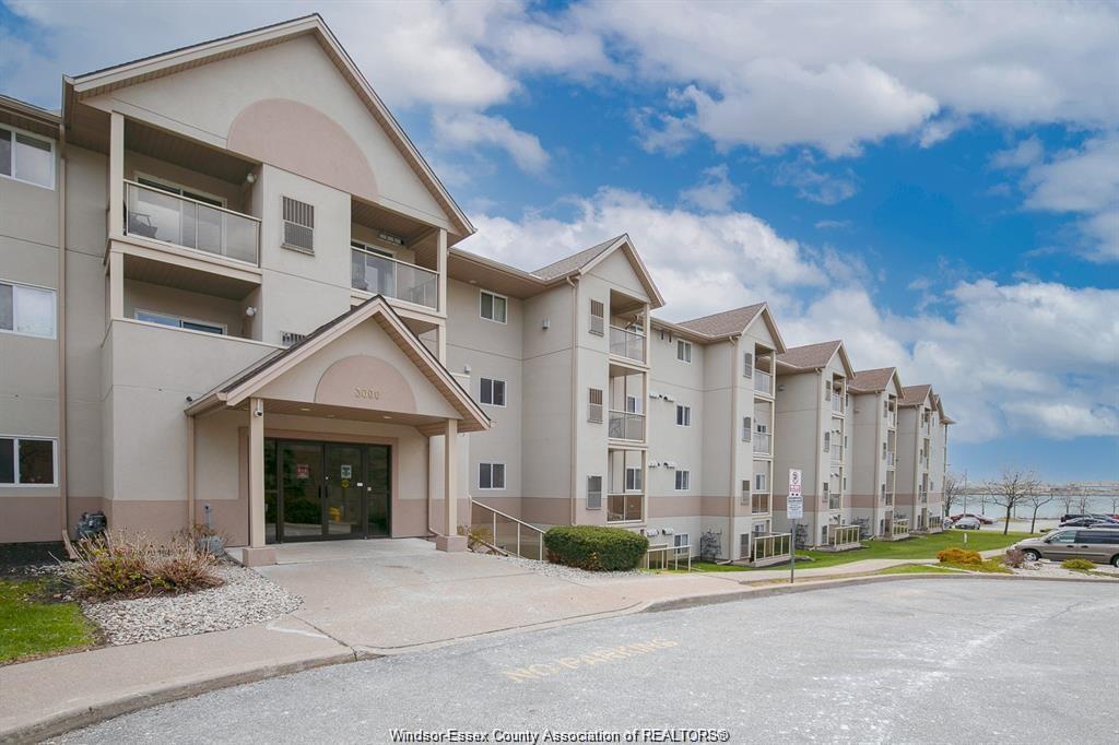 MLS# 26016822: 3000 SANDWICH Street Unit# 410, Windsor, Canada