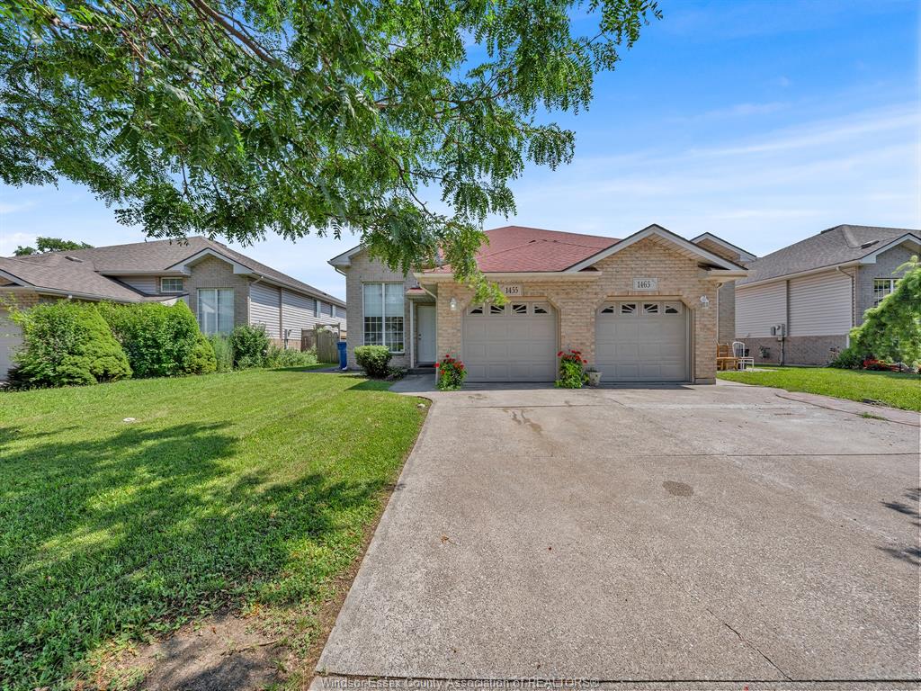 MLS# 26017050: 1455 DOBRICH Street, Windsor, Canada