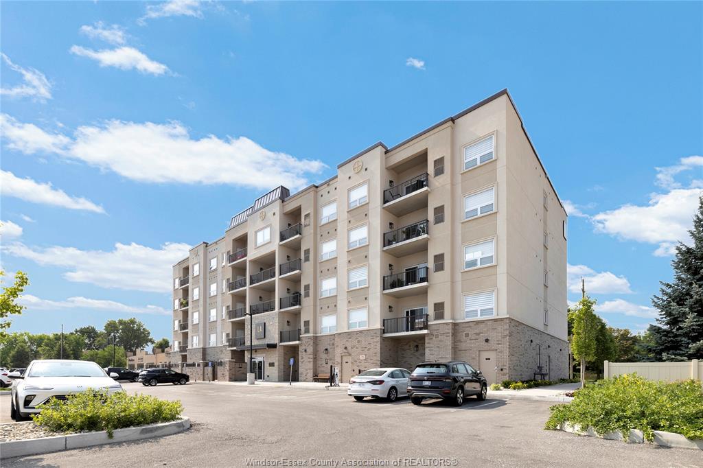 MLS# 26017087: 1740 SPRUCEWOOD  Unit# 502, LaSalle, Canada