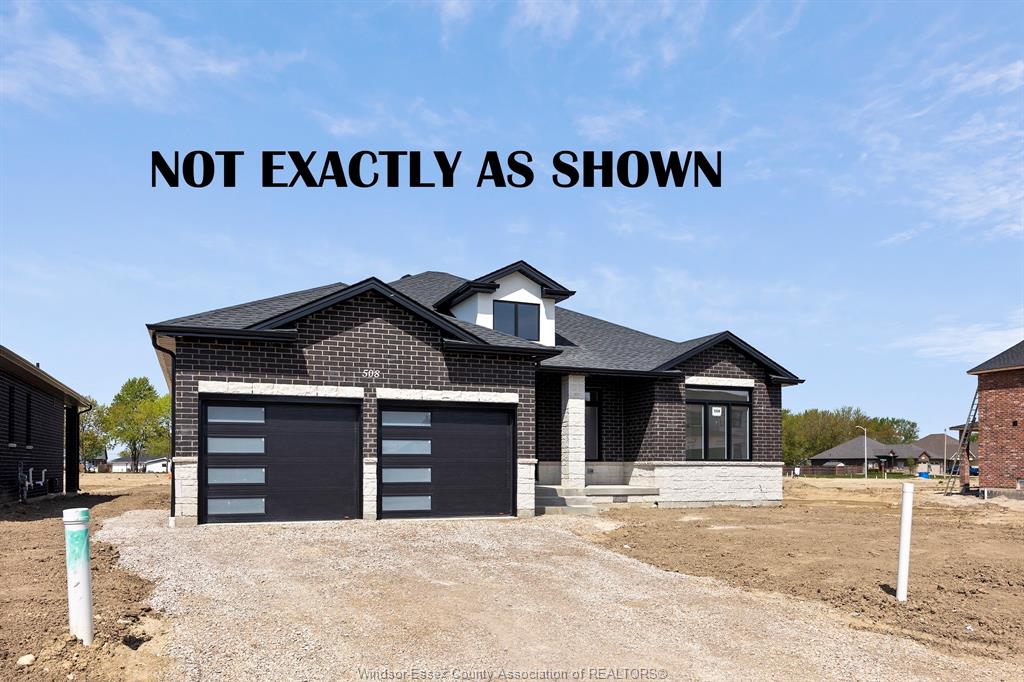 MLS# 26017168: 1214 CAMPANA Crescent, Lakeshore, Canada