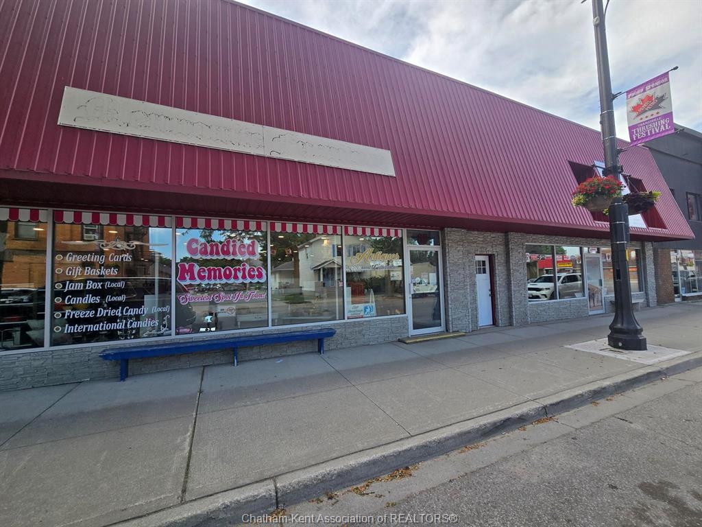 MLS# 26016885: 69/71 LONDON Road, Thamesville, Canada