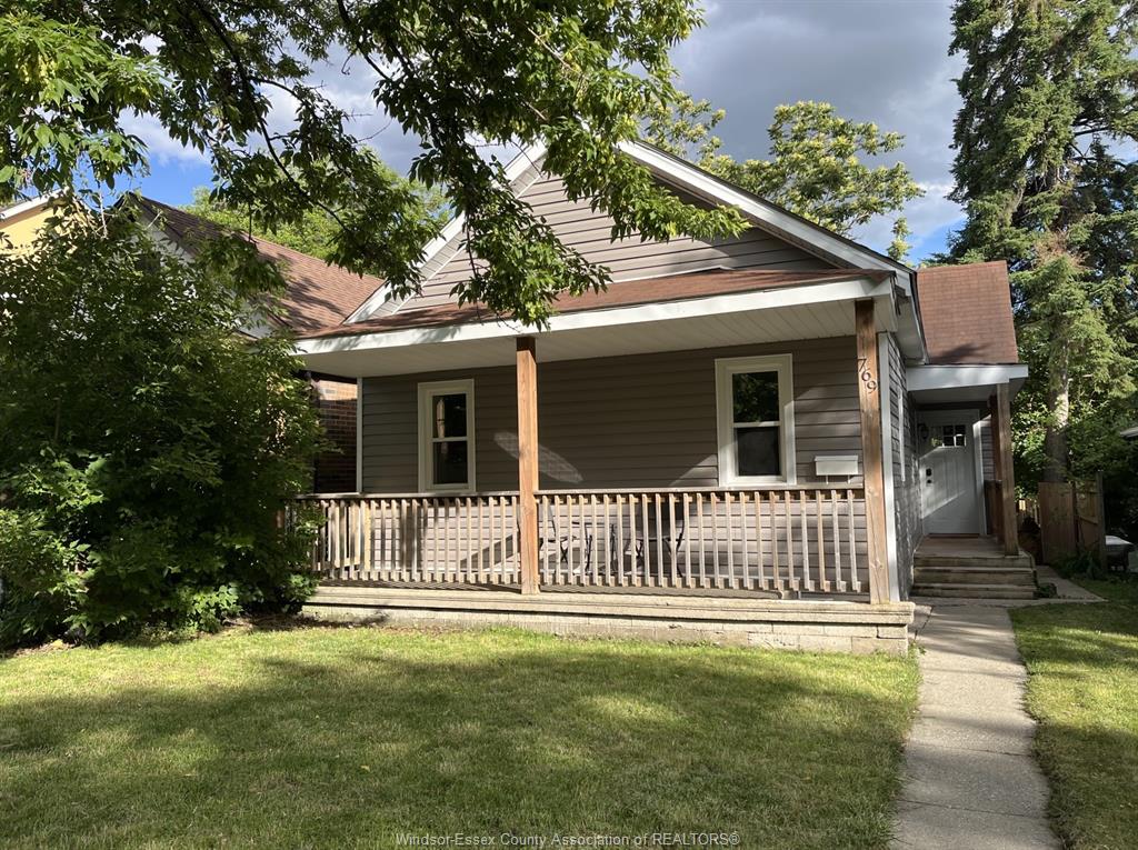 MLS# 26017328: 769 ASSUMPTION, Windsor, Canada