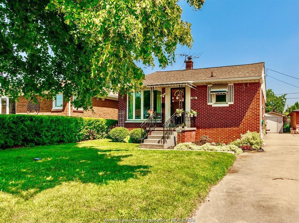 MLS# 26016984: 3775 MYRTLE, Windsor, Canada