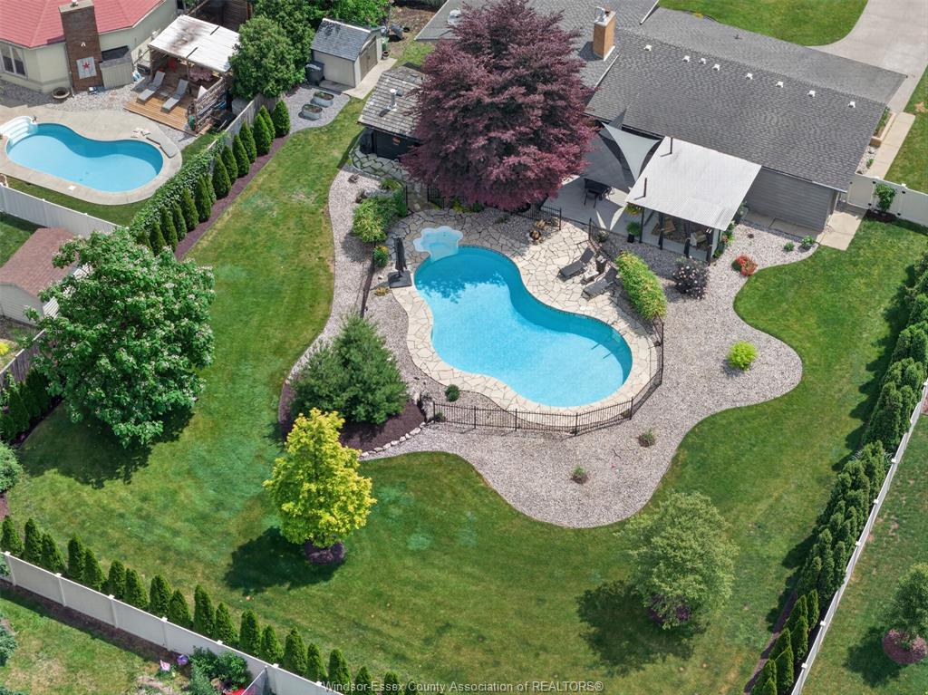 MLS# 26017392: 421 Arlington, Tecumseh, Canada