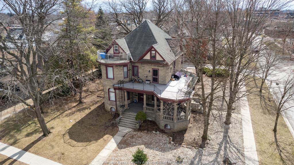 MLS# 26017475: 18 CLARK Street, Leamington, Canada