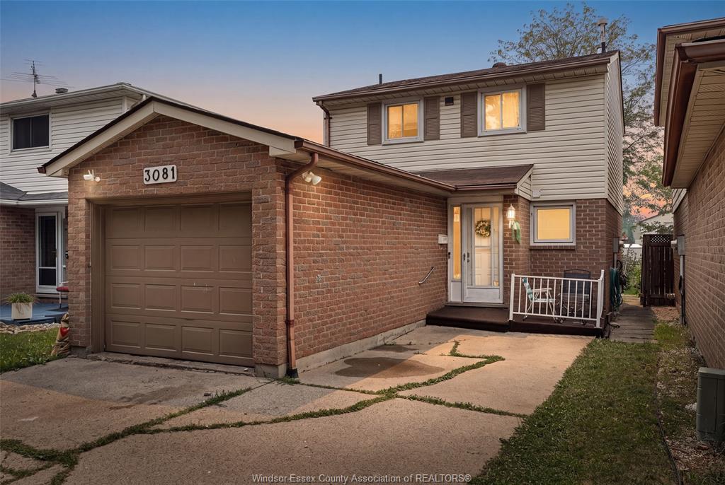 MLS# 26017481: 3081 FAIRLANE Crescent, Windsor, Canada