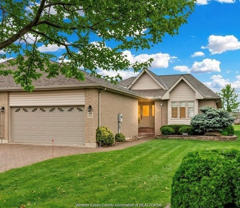 MLS# 26017480: 1257 IMPERIAL, Windsor, Canada