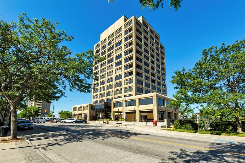 MLS# 26017230: 201 FRONT Street Unit# 1103, Sarnia, Canada