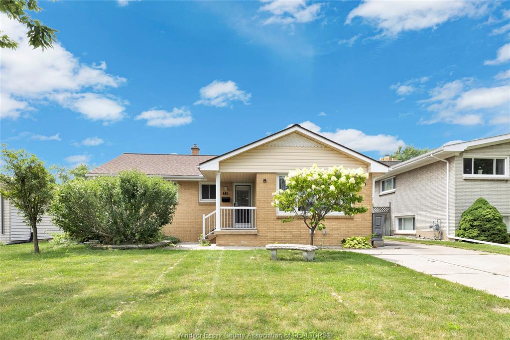 MLS# 26017068: 465 CHRISTOPER, Windsor, Canada