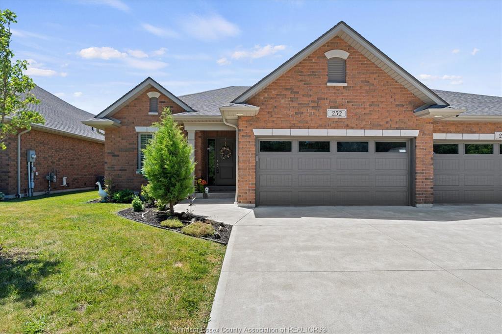 MLS# 26017595: 252 SERENA, Kingsville, Canada