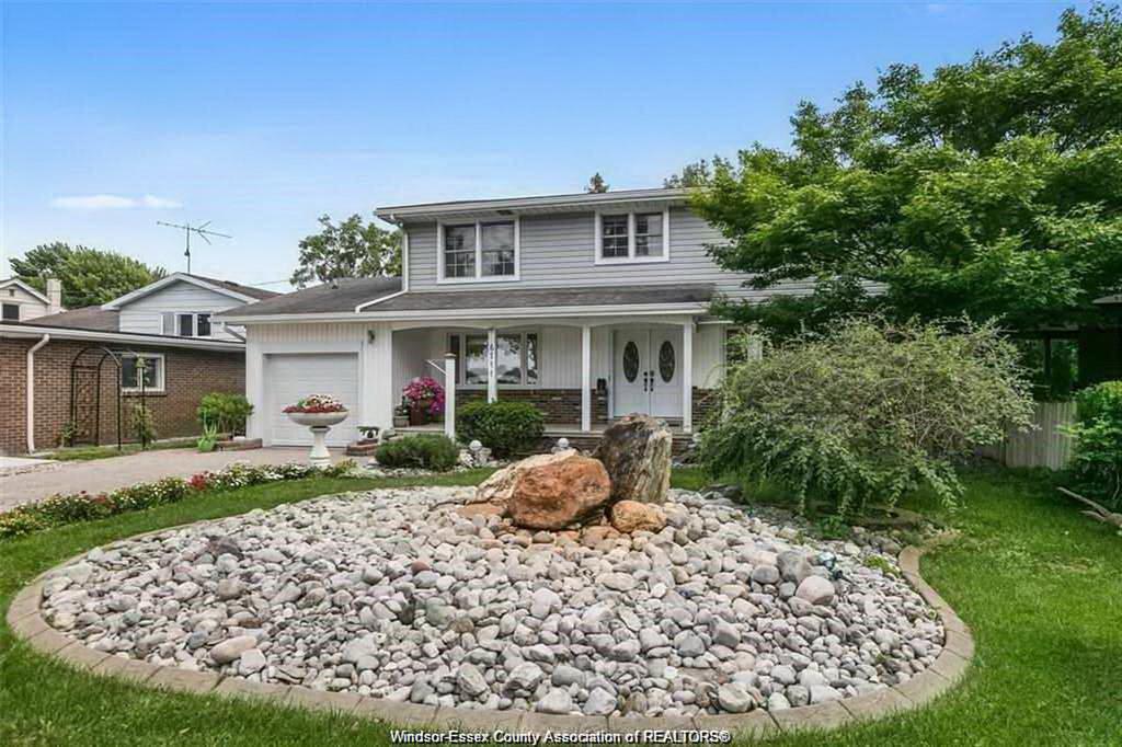MLS# 26017639: 6711 RIVERSIDE Drive, Windsor, Canada