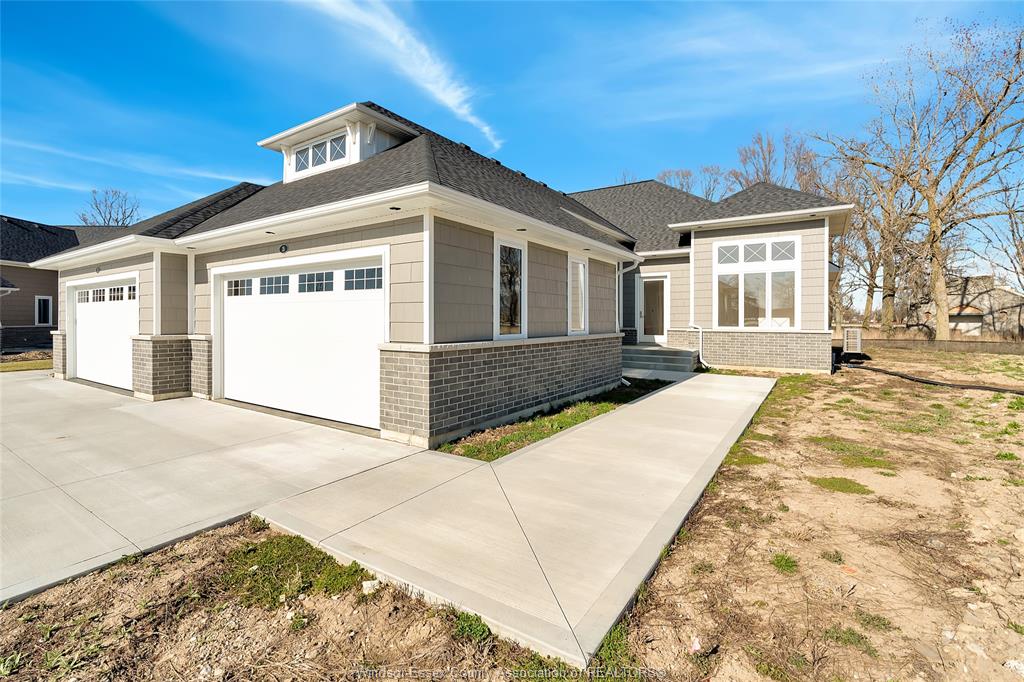 MLS# 26017719: 29 SANDCASTLE, Amherstburg, Canada