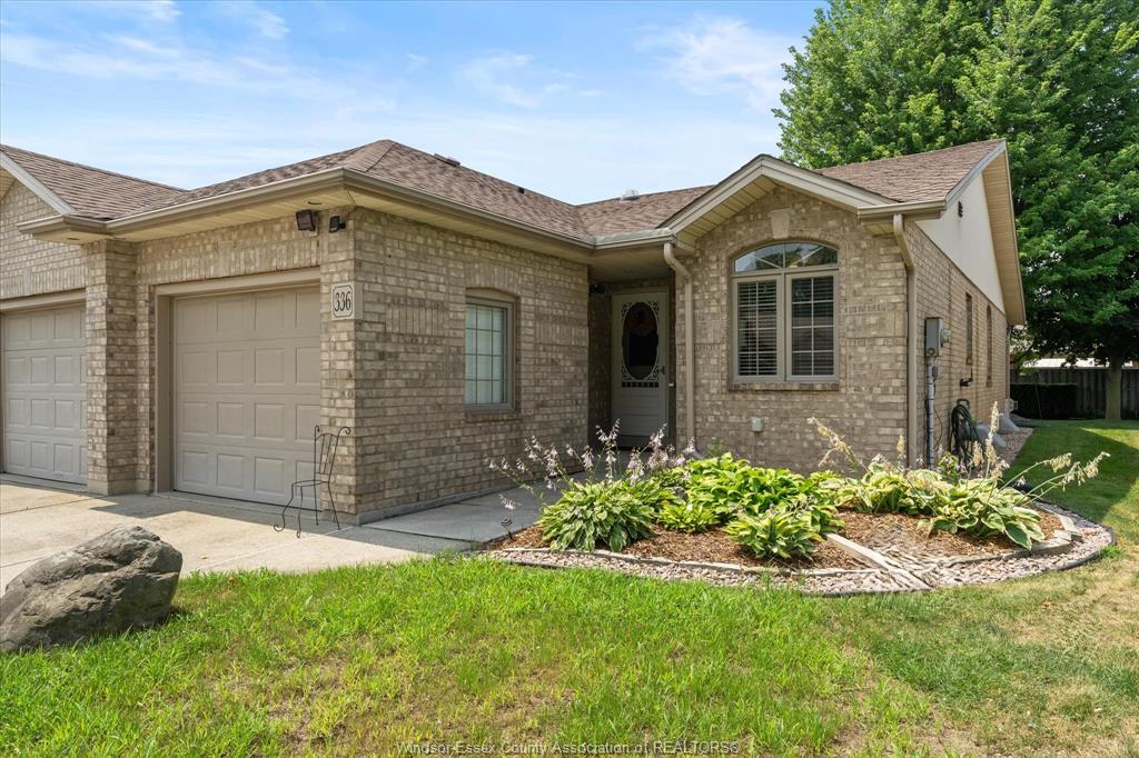 MLS# 26017720: 336 ROCKPORT, Kingsville, Canada