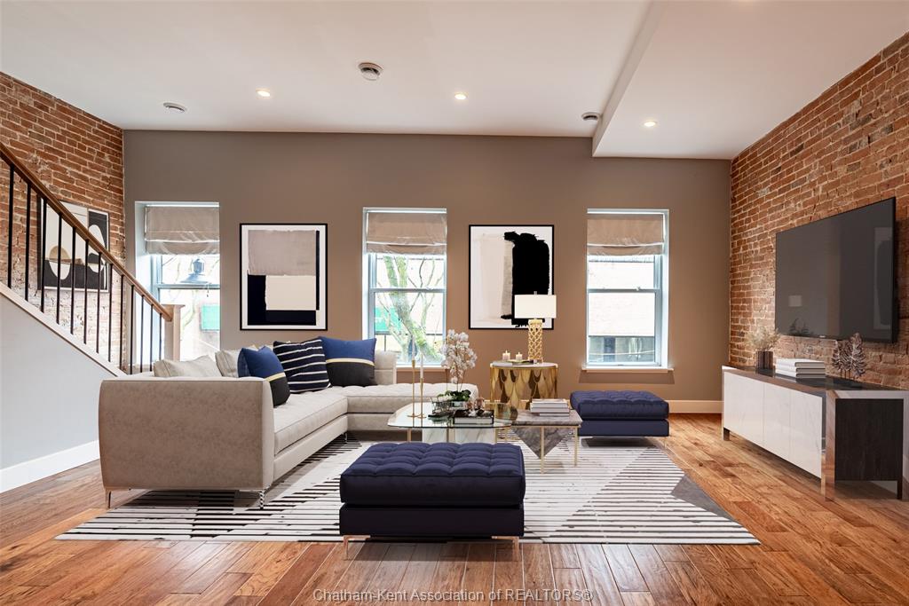 MLS# 26017776: 69 King Street Unit# 202, Chatham, Canada