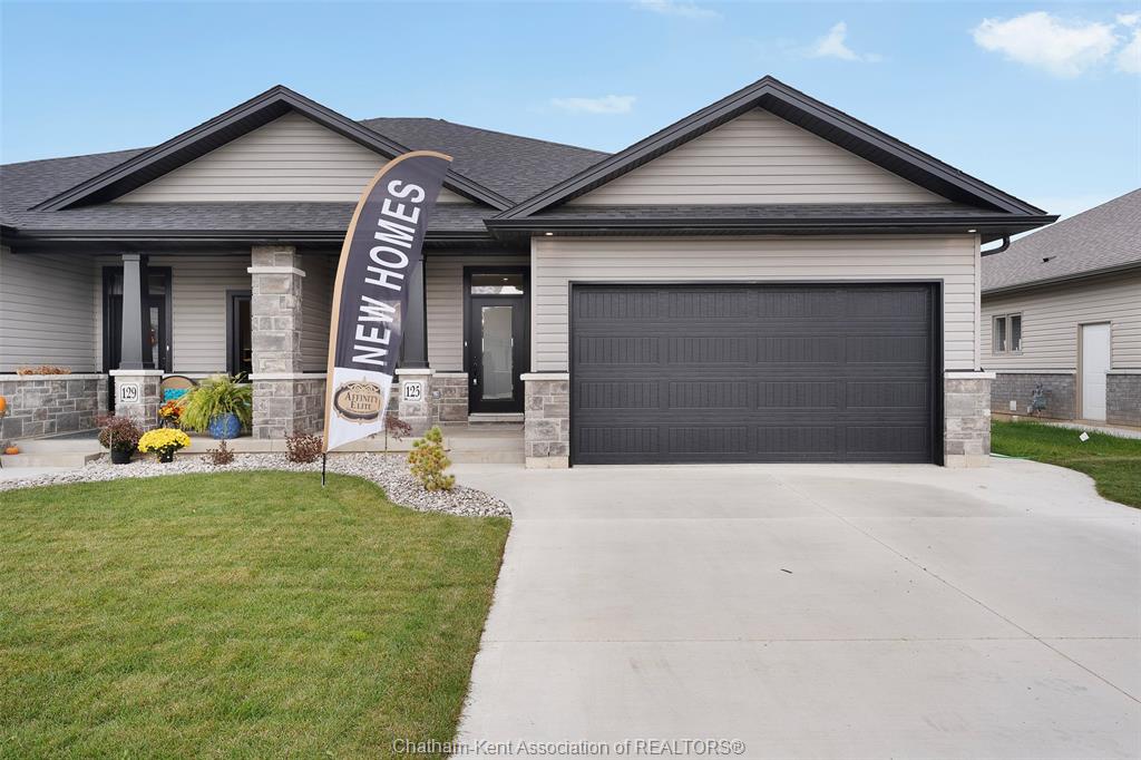 MLS# 26017832: 105 Brighton Place, Chatham, Canada