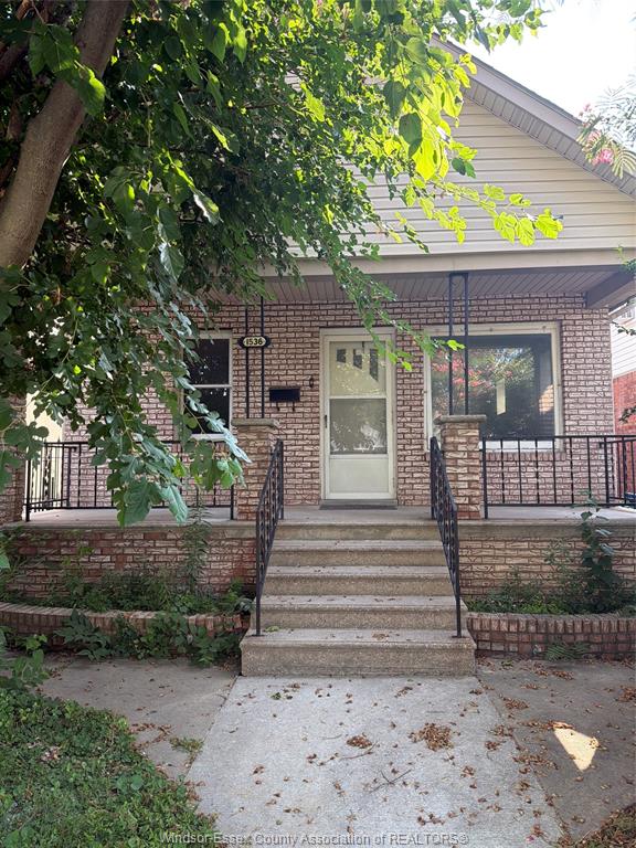 MLS# 26017840: 1536 MARENTETTE Avenue, Windsor, Canada